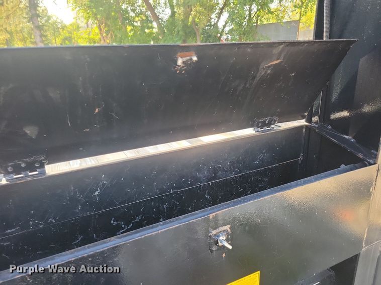 image for item IQ9963 2021 Mac-lander 29GTDWC  equipment trailer