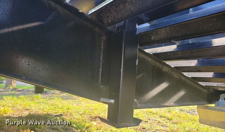 image for item IQ9963 2021 Mac-lander 29GTDWC  equipment trailer