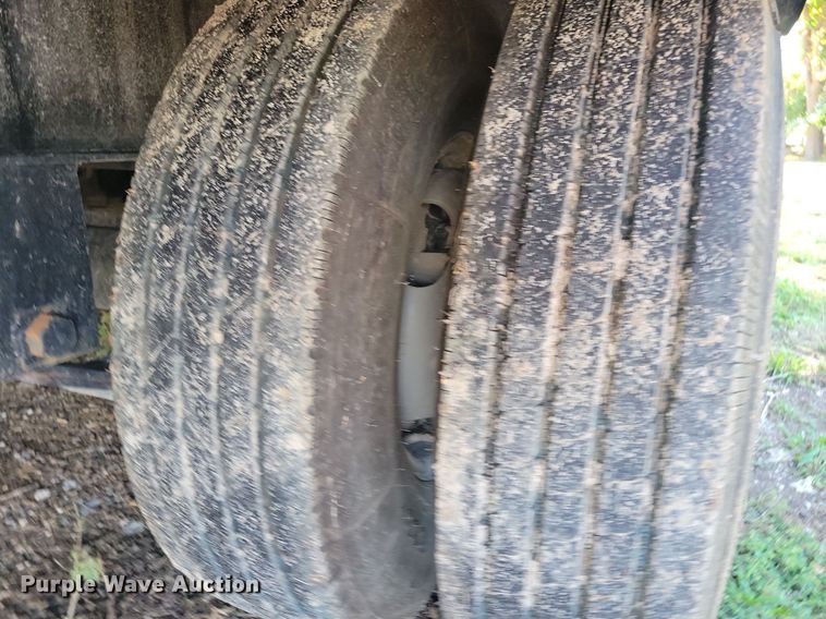 image for item IQ9963 2021 Mac-lander 29GTDWC  equipment trailer