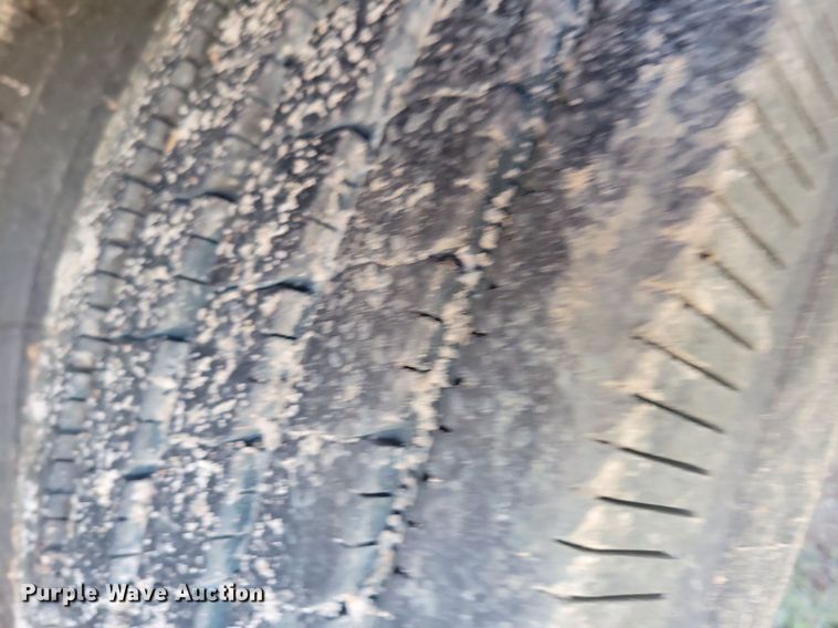 image for item IQ9963 2021 Mac-lander 29GTDWC  equipment trailer