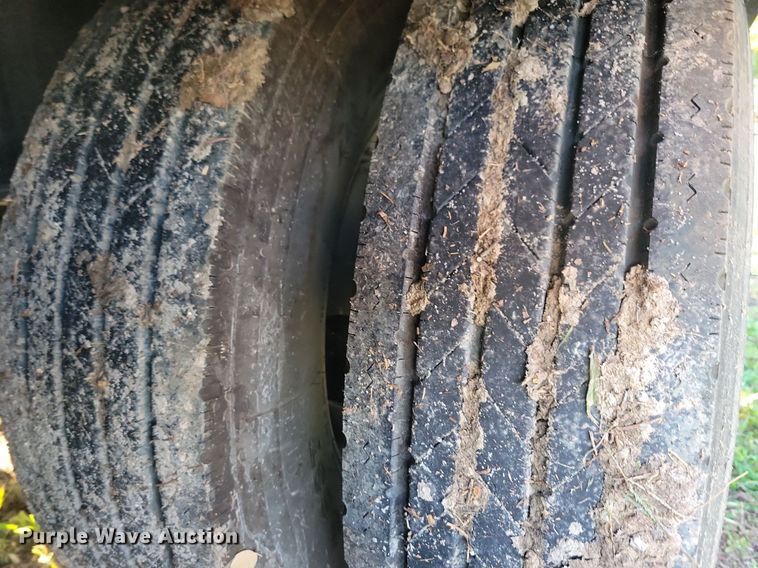 image for item IQ9963 2021 Mac-lander 29GTDWC  equipment trailer