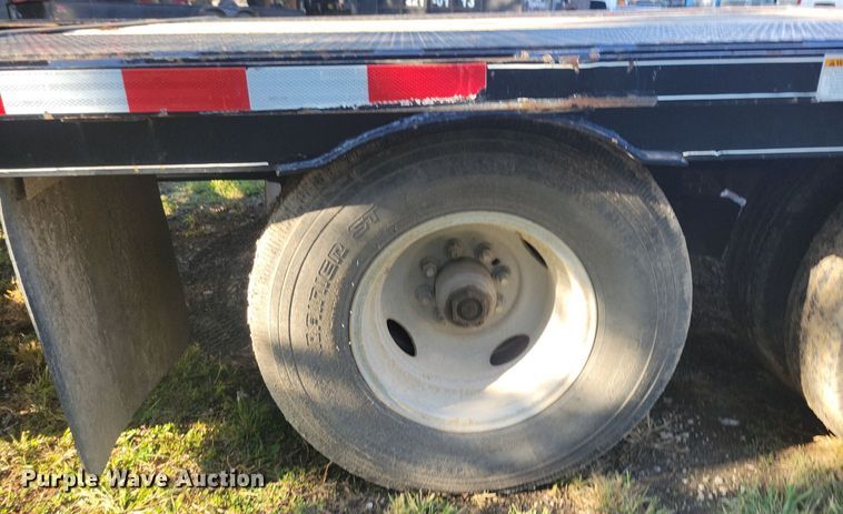 image for item IQ9963 2021 Mac-lander 29GTDWC  equipment trailer