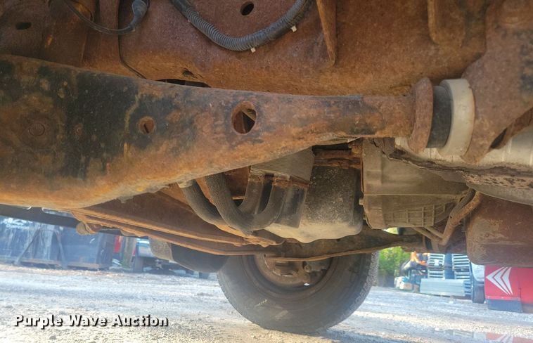 image for item IQ9964 2005 Ford E350 Super Duty  box truck