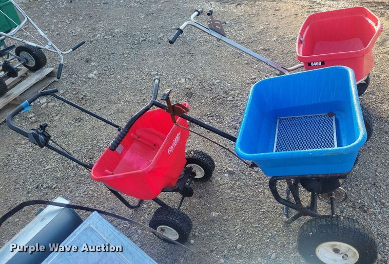 image for item IQ9965 (3) spreaders