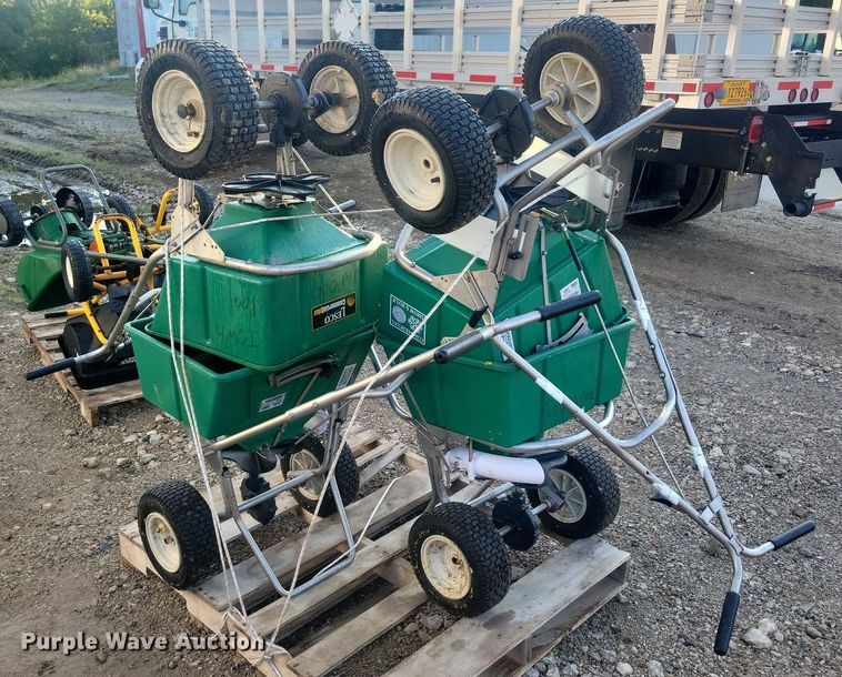 image for item IQ9966 (4) Lesco spreaders