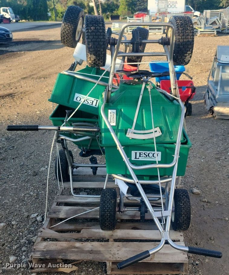 image for item IQ9966 (4) Lesco spreaders