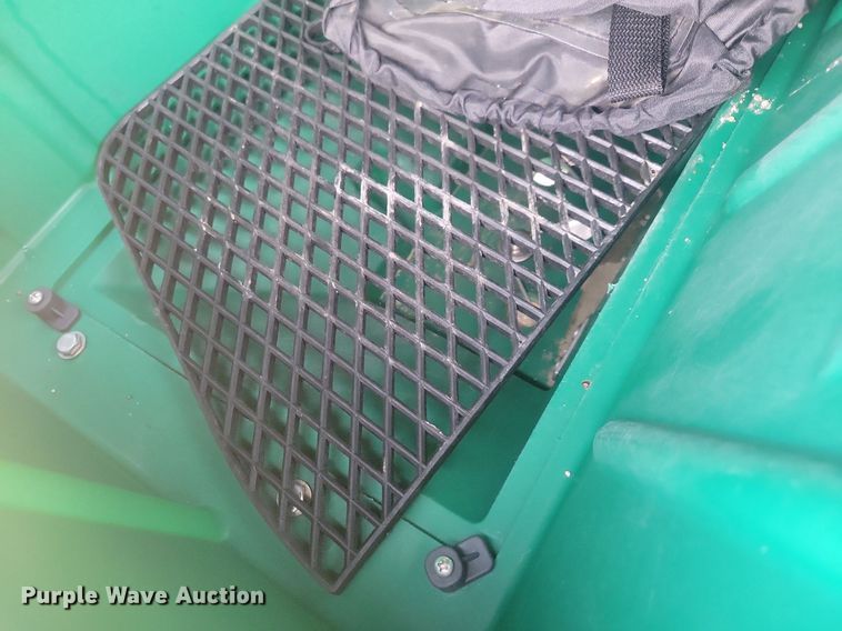 image for item IQ9966 (4) Lesco spreaders