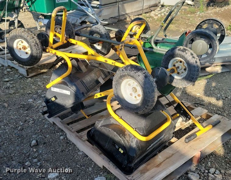 image for item IQ9967 (4) spreaders