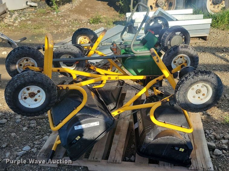 image for item IQ9967 (4) spreaders