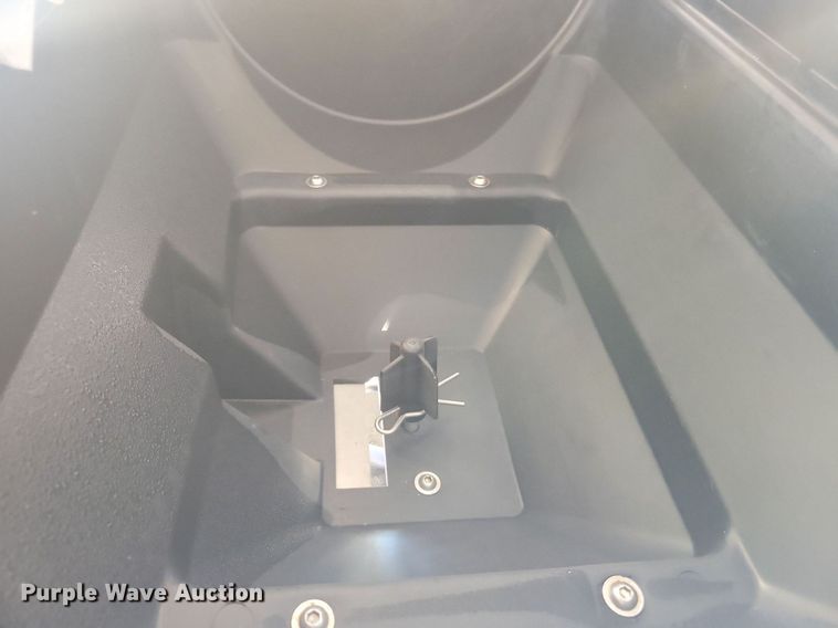 image for item IQ9967 (4) spreaders