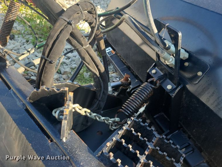 image for item IQ9969 2019 Edge 50504382  skid steer broom