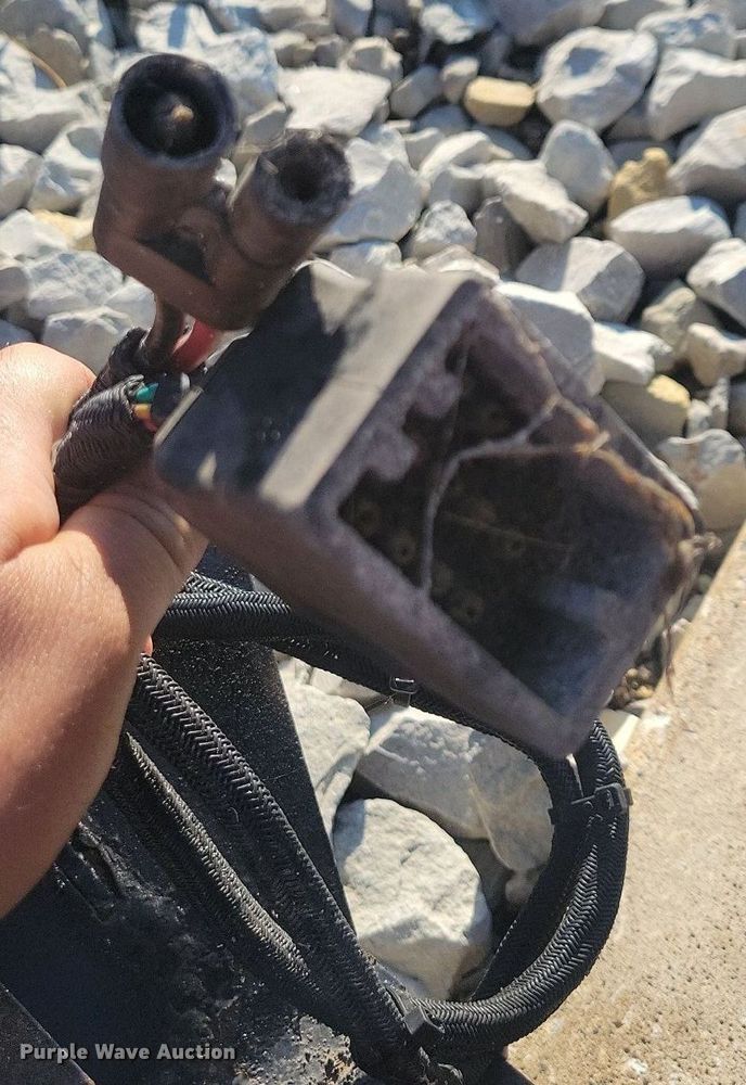 image for item IQ9970 2017 Boss XT  skid steer snow plow