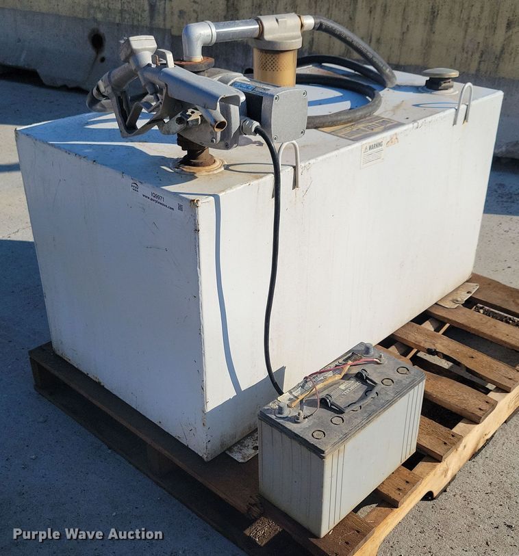 image for item IQ9971 Better Built  auxiliary fuel tank