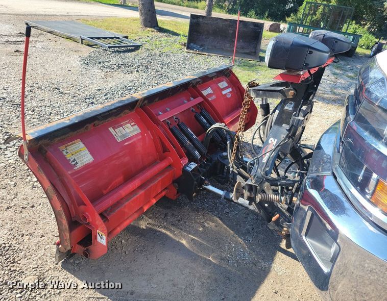 image for item IQ9973 2017 Chevrolet Silverado 3500HD  pickup truck