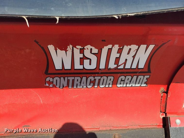 image for item IQ9973 2017 Chevrolet Silverado 3500HD  pickup truck