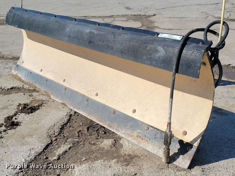 image for item IQ9974 90" W skid steer snow pusher