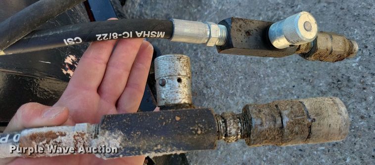 image for item IQ9974 90" W skid steer snow pusher