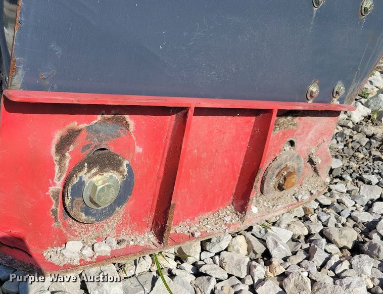 image for item IQ9975 Virnig  96" W skid steer snow pusher