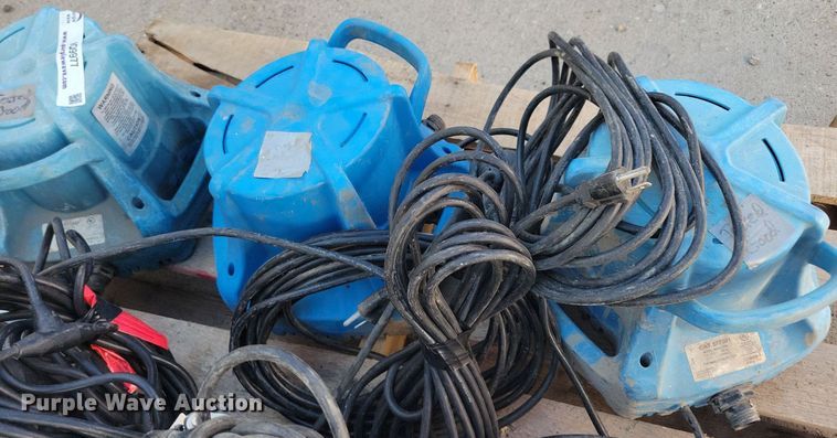 image for item IQ9977 (7) Wayne submersible pumps