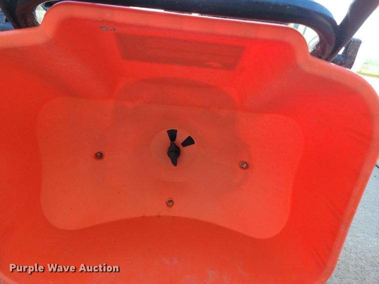 image for item IQ9978 (8) spreaders