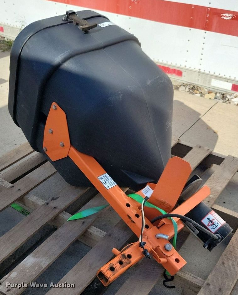 image for item IQ9980 SaltDogg  spreader