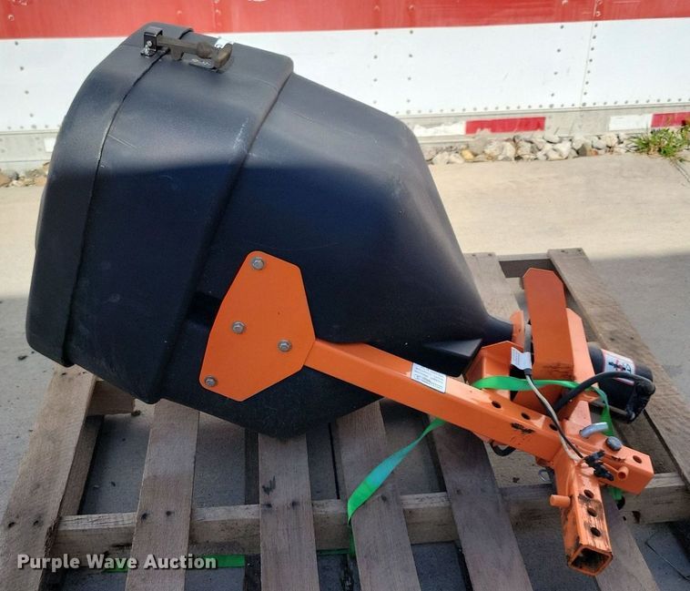 image for item IQ9980 SaltDogg  spreader