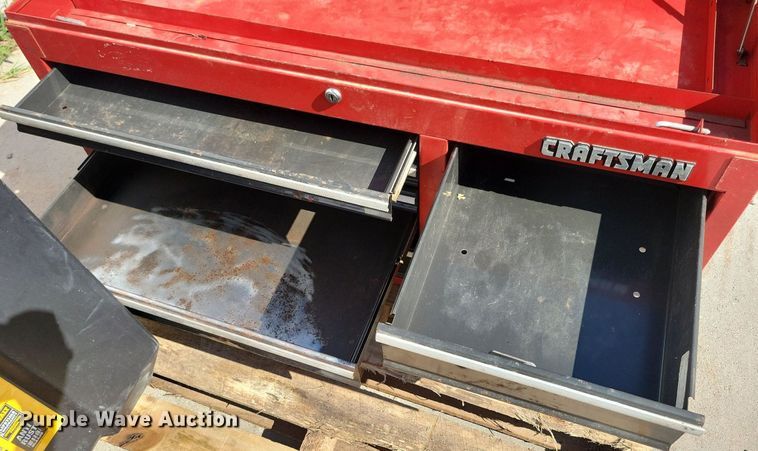 image for item IQ9981 (2) toolboxes