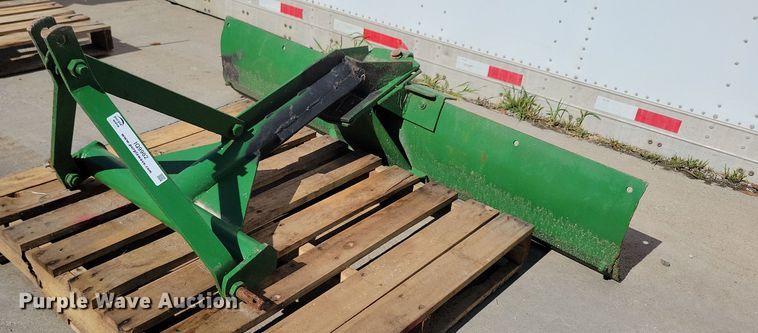 image for item IQ9982 62" W three point blade