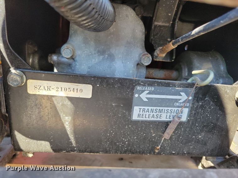 image for item IQ9985 Honda HS828  snow blower