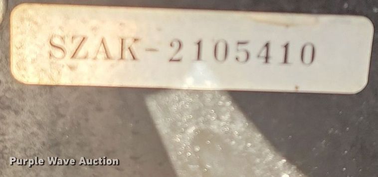 image for item IQ9985 Honda HS828  snow blower