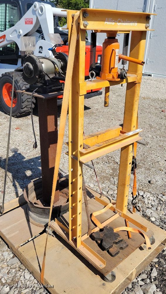 image for item IQ9986 Tools