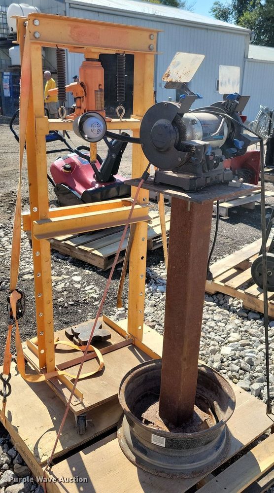 image for item IQ9986 Tools