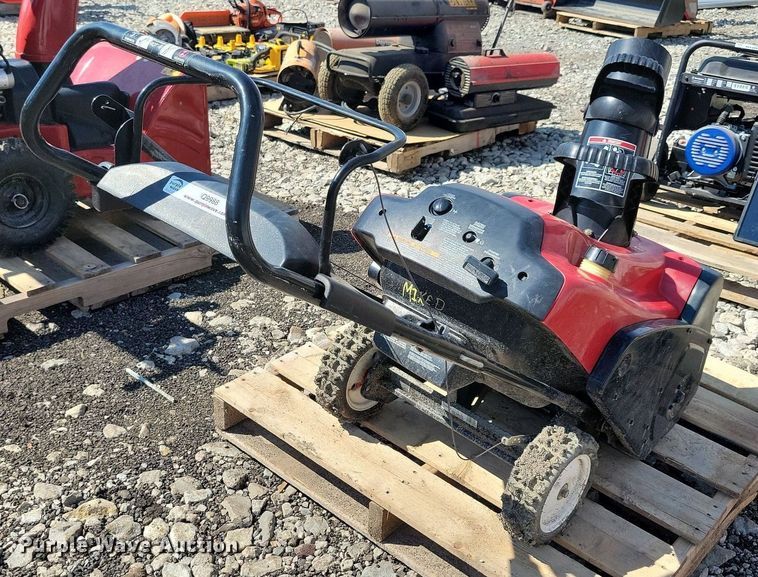 image for item IQ9988 Toro Snow Commander  snow blower