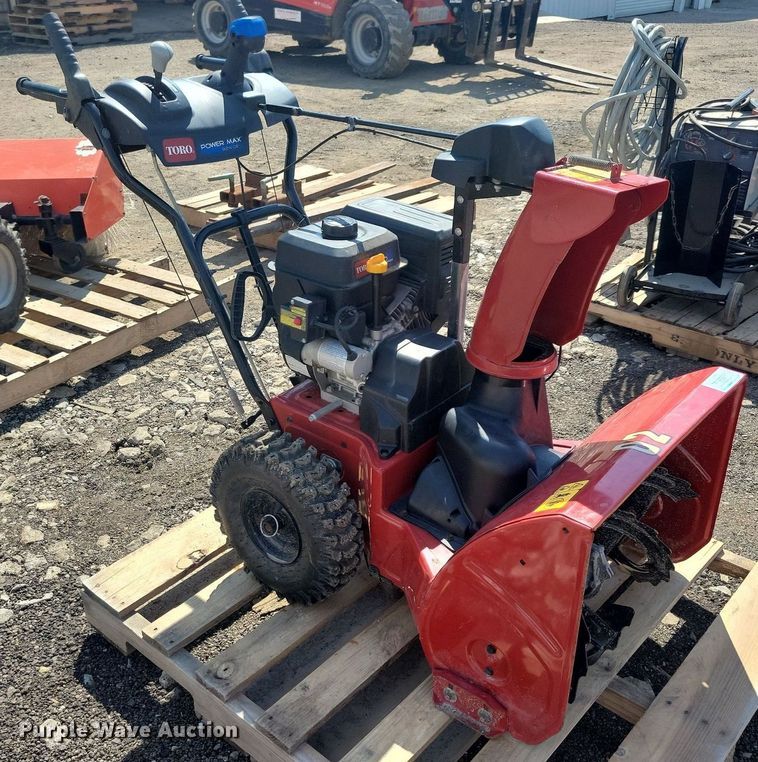 image for item IQ9989 Toro Power Max 824 OE  snow blower