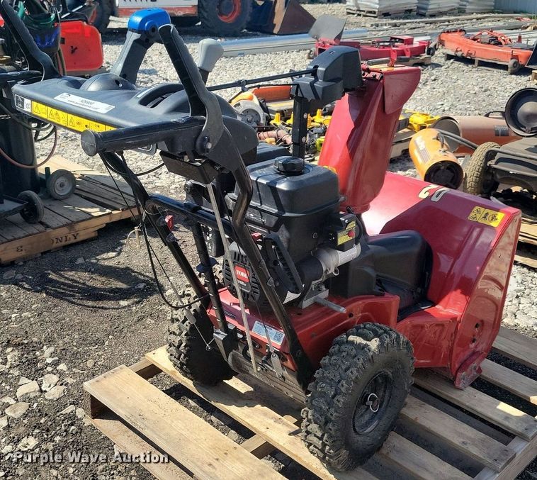 image for item IQ9989 Toro Power Max 824 OE  snow blower