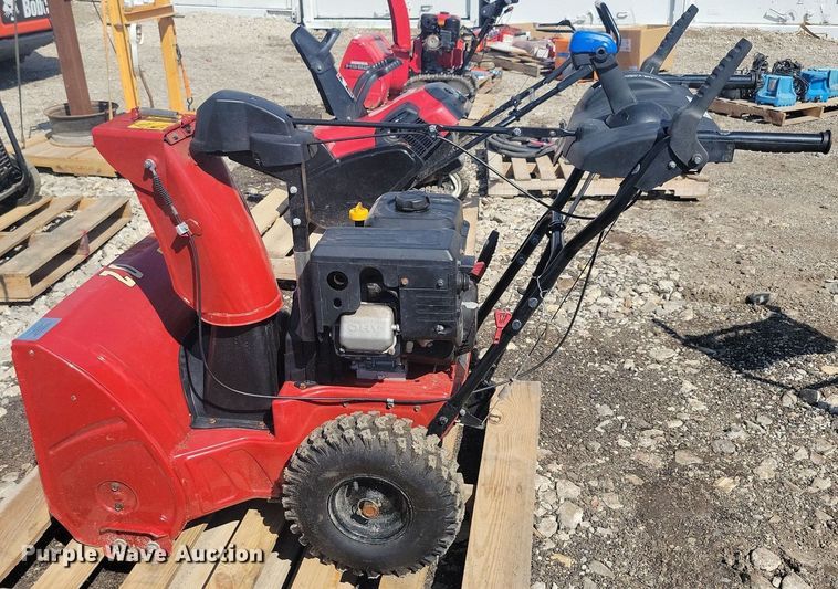 image for item IQ9989 Toro Power Max 824 OE  snow blower