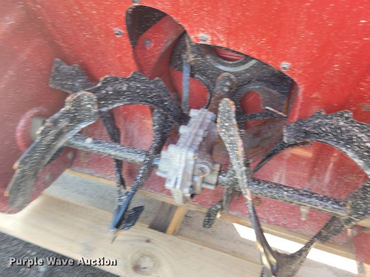 image for item IQ9989 Toro Power Max 824 OE  snow blower