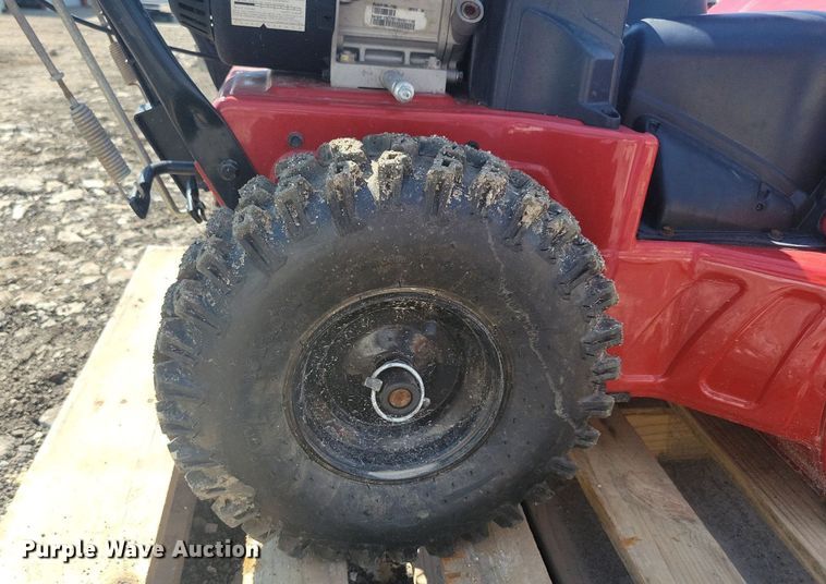 image for item IQ9989 Toro Power Max 824 OE  snow blower