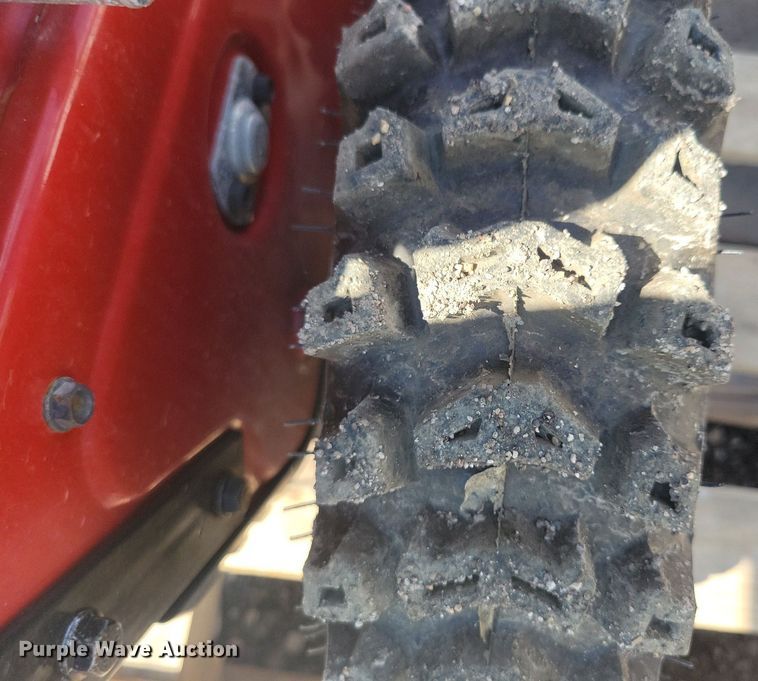 image for item IQ9989 Toro Power Max 824 OE  snow blower