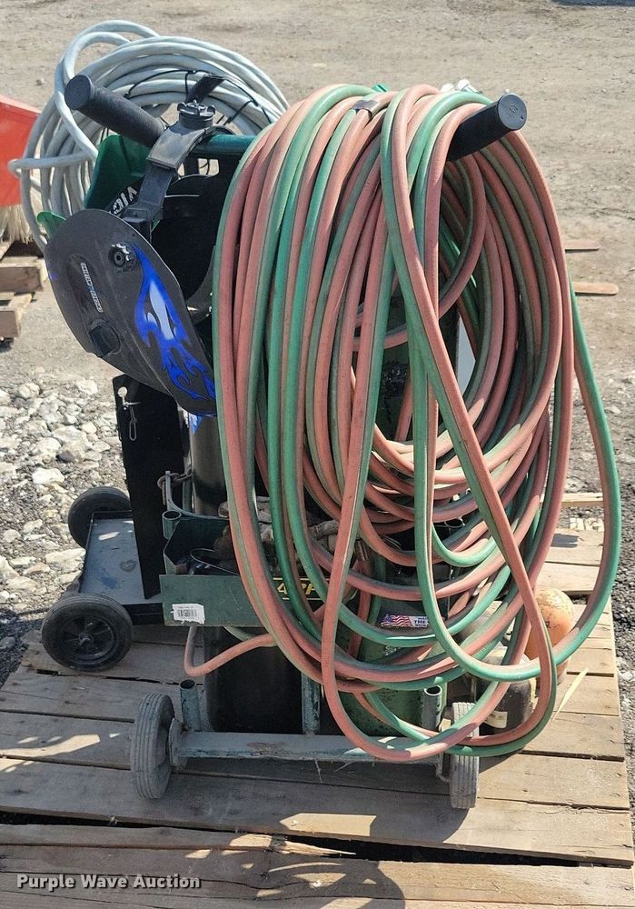 image for item IQ9991 Hobart Handler 130 XL  welder