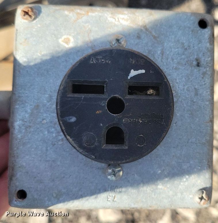 image for item IQ9991 Hobart Handler 130 XL  welder