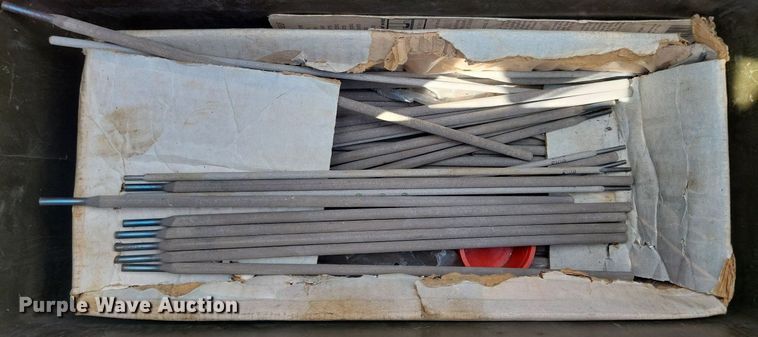 image for item IQ9993 Lincoln  welder