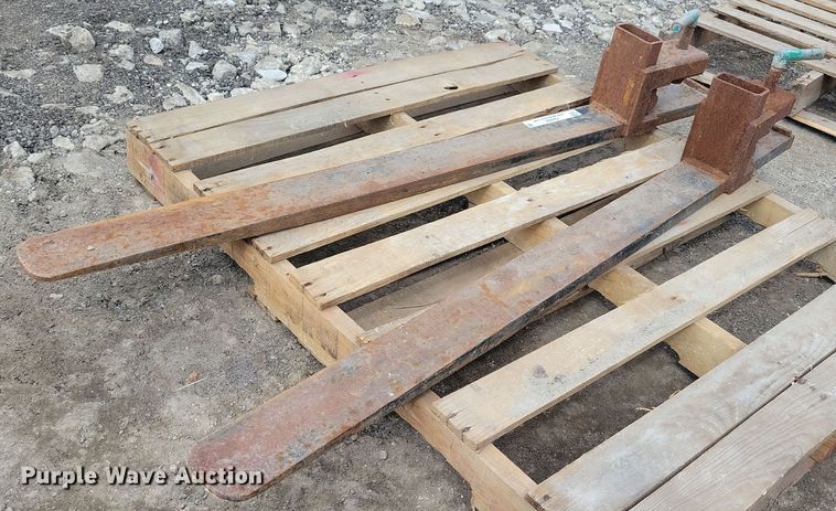 image for item IQ9994 47" L forks