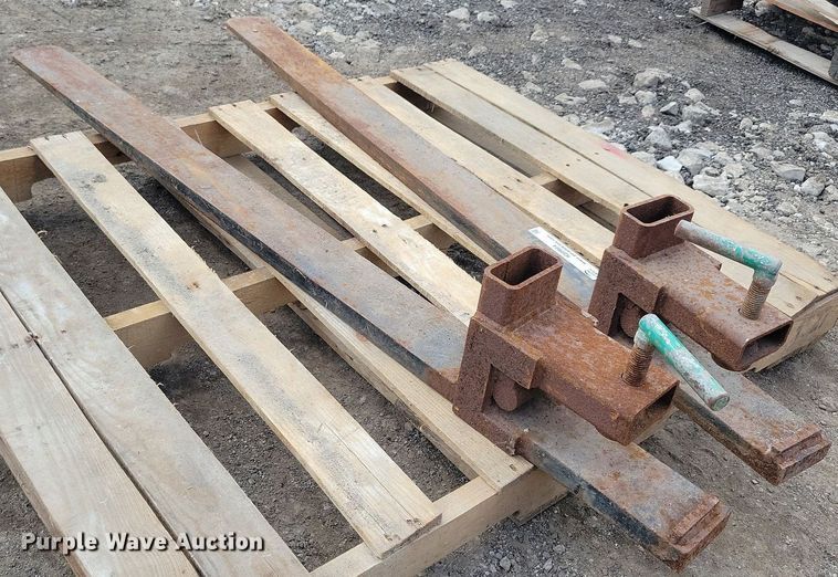 image for item IQ9994 47" L forks