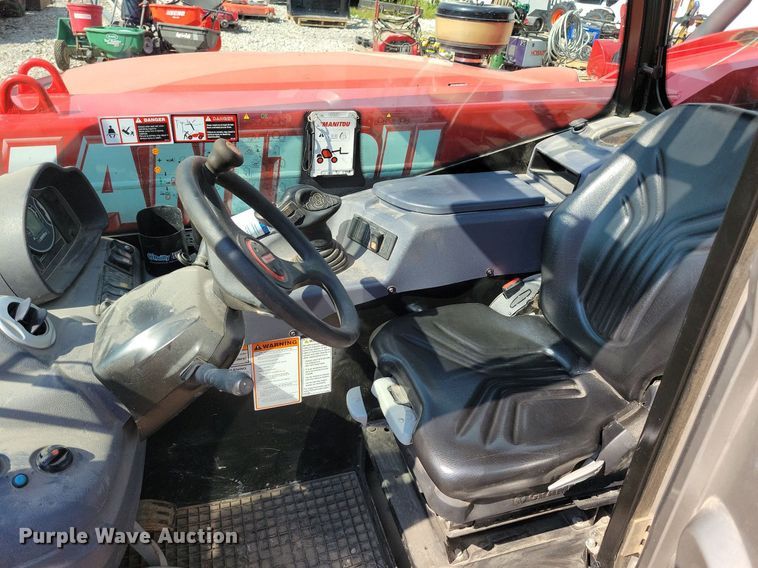 image for item IQ9995 2019 Manitou MT625H  telehandler