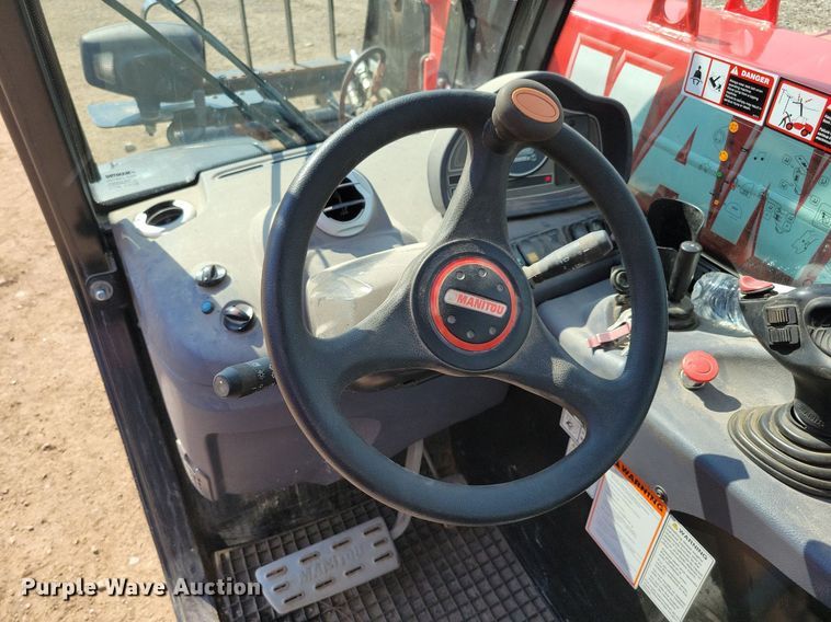 image for item IQ9995 2019 Manitou MT625H  telehandler
