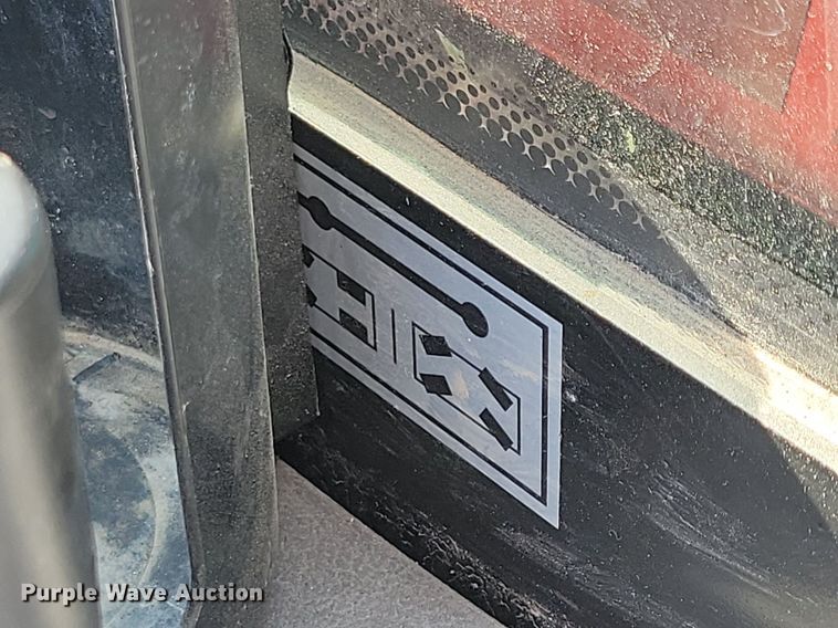 image for item IQ9995 2019 Manitou MT625H  telehandler