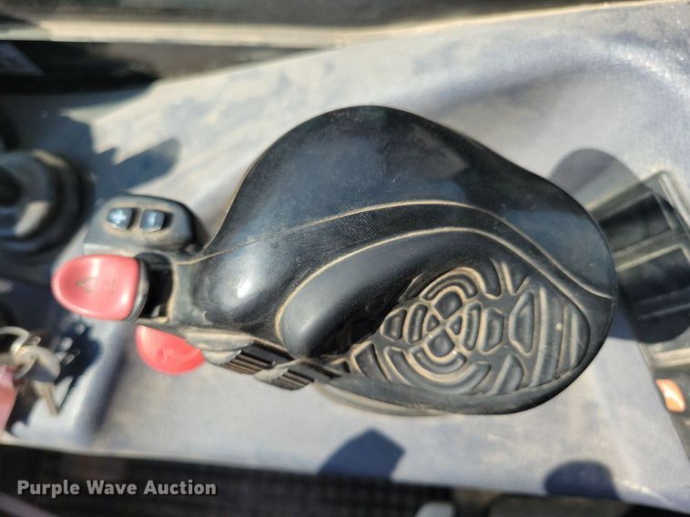 image for item IQ9995 2019 Manitou MT625H  telehandler