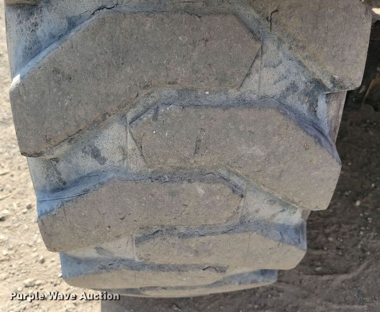 image for item IQ9995 2019 Manitou MT625H  telehandler