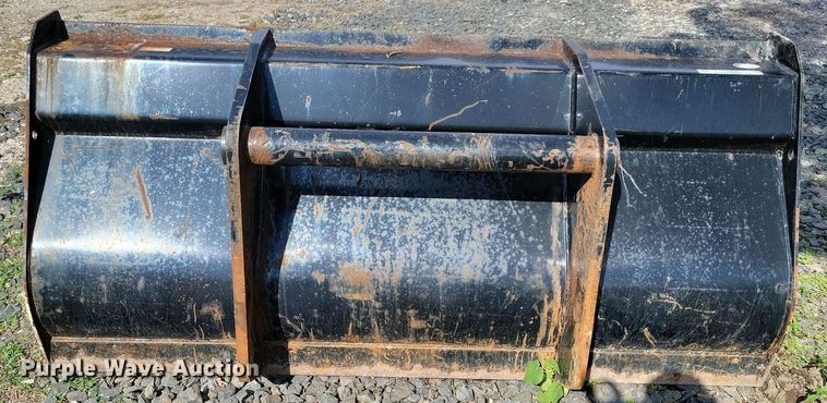 image for item IQ9996 6' W bucket